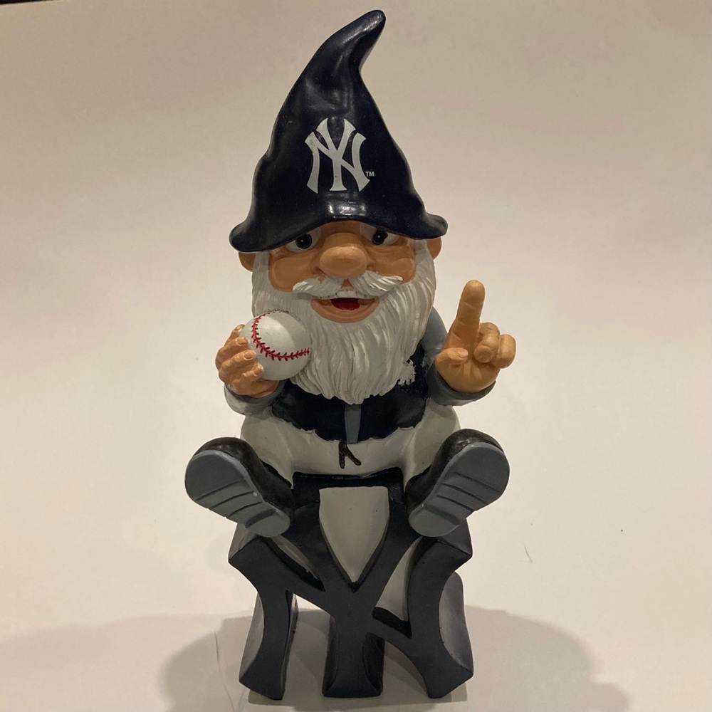 MLB NY Yankees Forever Collectibles 11” Gnome